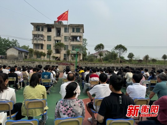 衡山县新桥镇中心学校贯底中学:家乡科学家进校园,点亮学子科技梦想