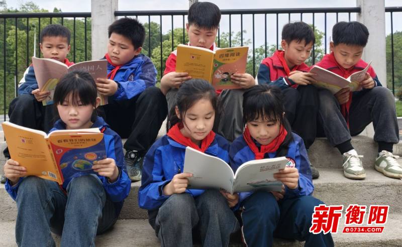 衡陽縣新華完小開展“全民閱讀活動周”系列活動